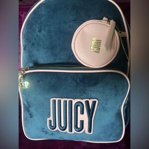 NEW JUICY COUTURE ON THE RIGHT TRACK BACKPACK
COLOR: REGAL BLUE/FLAMING